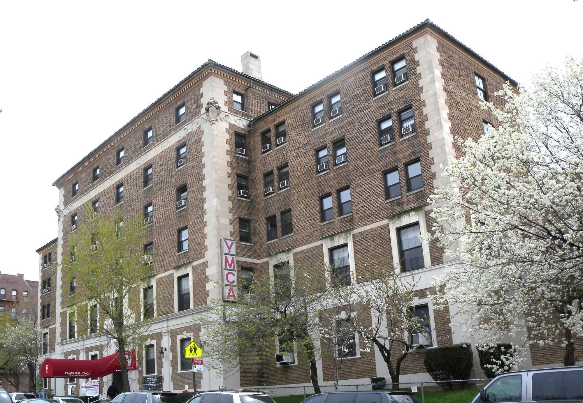 Hostal Flushing Ymca *